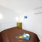 Oasia شقة